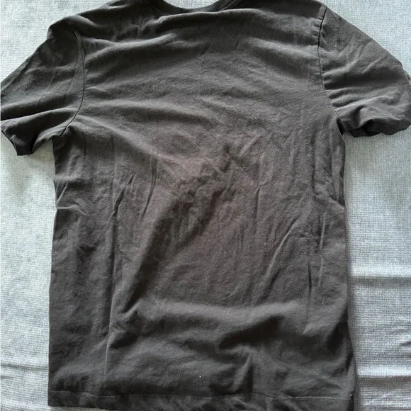Black Nike T- shirt - Picture 2 of 6